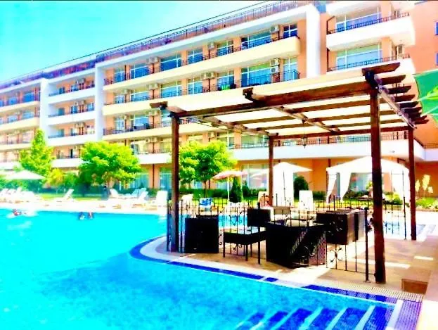 Grand Kamelia Complex サニービーチ