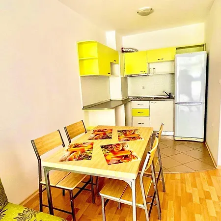 Grand Apartment *