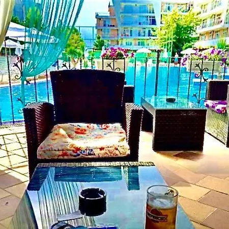 Grand Apartment