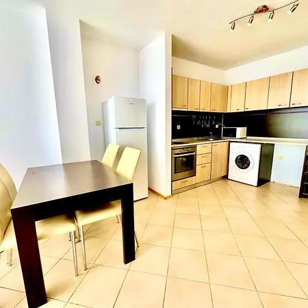 Grand Kamelia Complex Apartment *